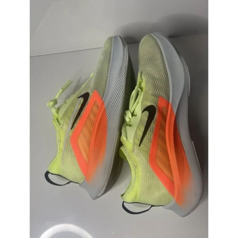 Nike Mens Zoom Fly 4 CT2392-700 Yellow Running‎ Shoes Sneakers Size 9.5